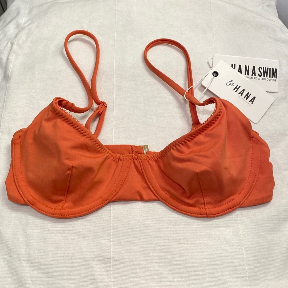 Brand new LaHANA swim Emilia bikini top in XSmall